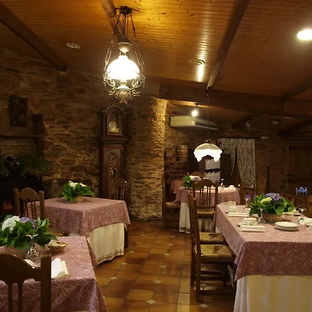 カーサ ブランダーリツ カントリーハウス サンタ・マリア・デ・アルスーア